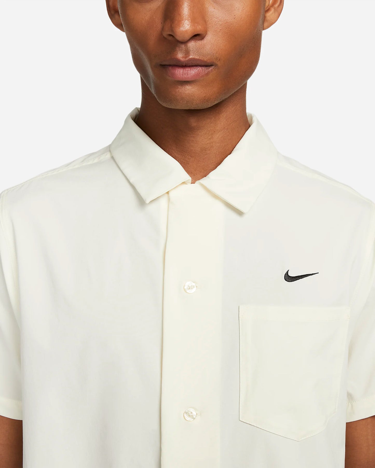 Nike SB Skate Short-Sleeve Bowling Shirt Coconut Milk/Black